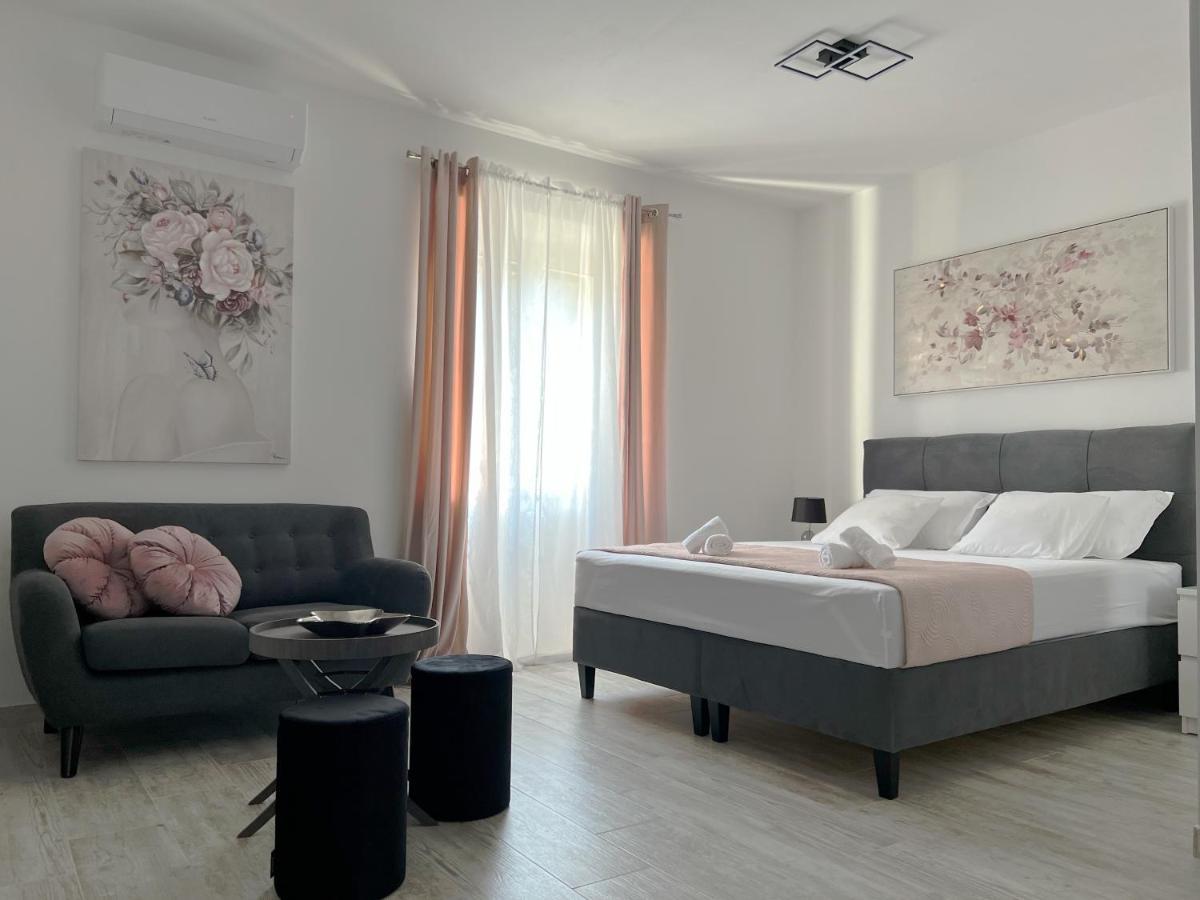 Studio Apartman Perla Split Bagian luar foto